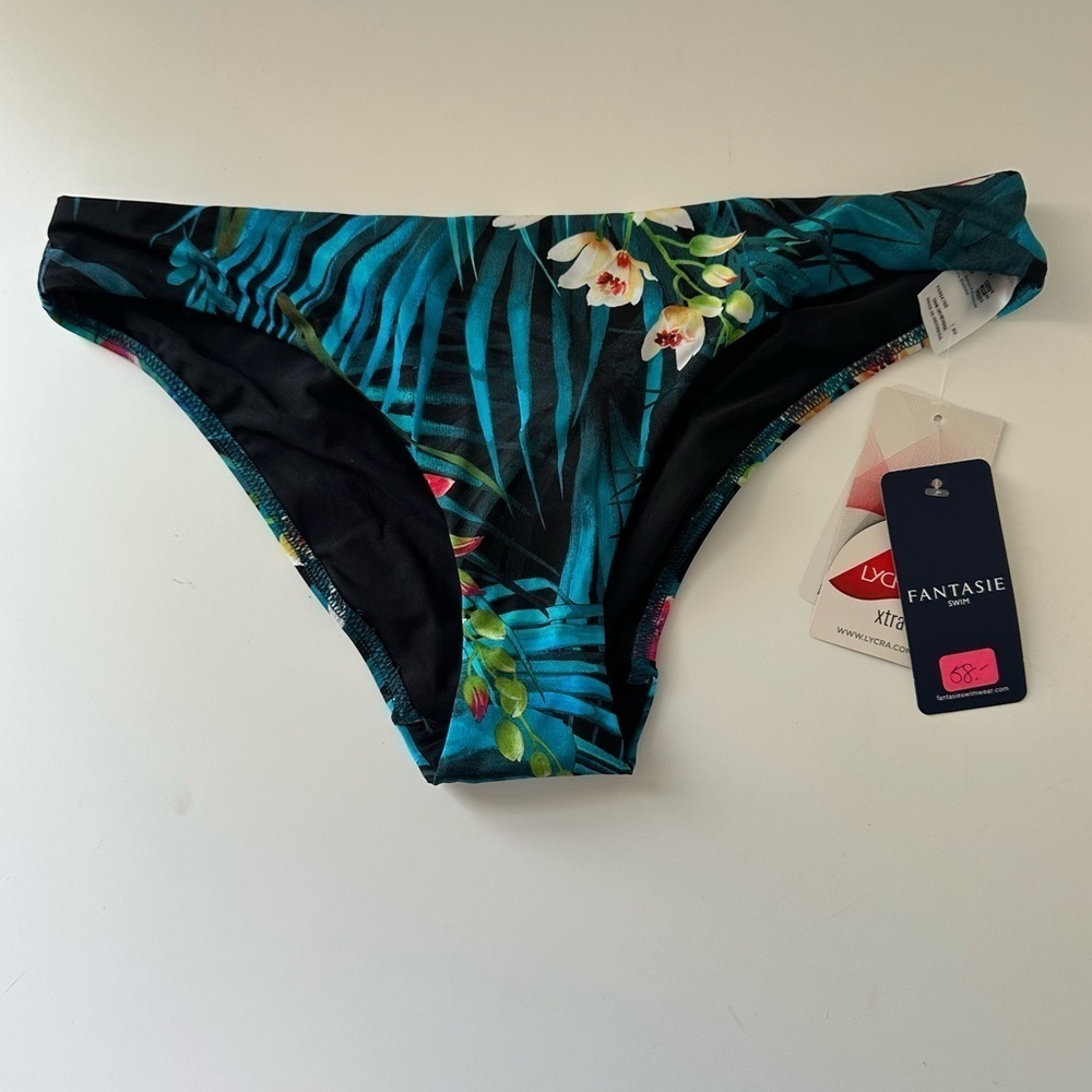 NWT women’s fantasie swim bikini bottom size S
